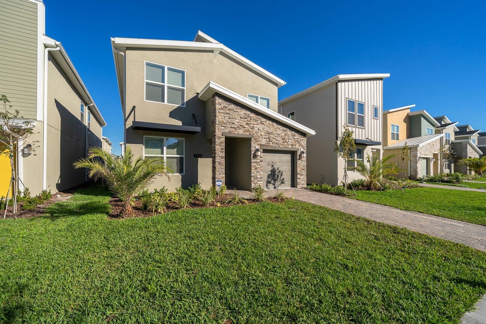 Single Family Residence em KISSIMMEE, FL - Daniel Dourado