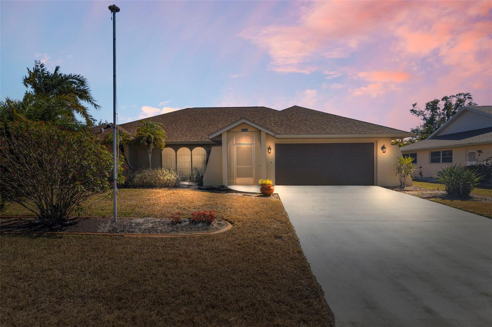 Single Family Residence em PUNTA GORDA, FL - Daniel Dourado