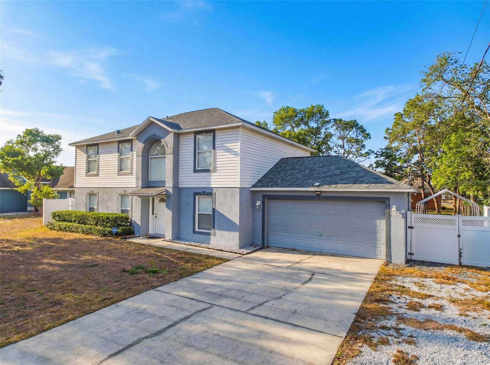 Single Family Residence em SPRING HILL, FL - Daniel Dourado