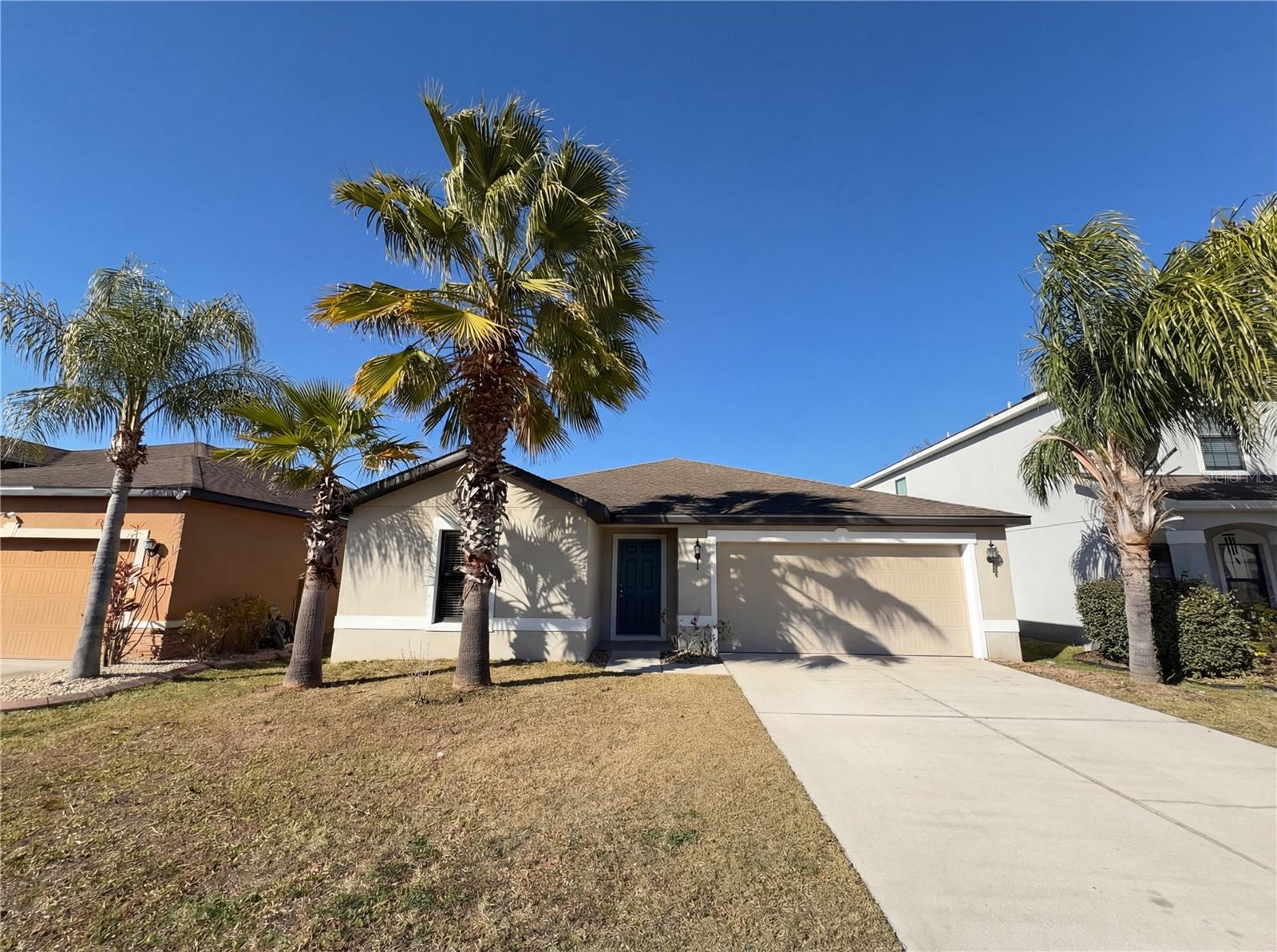 Single Family Residence in WIMAUMA, FL - Daniel Dourado