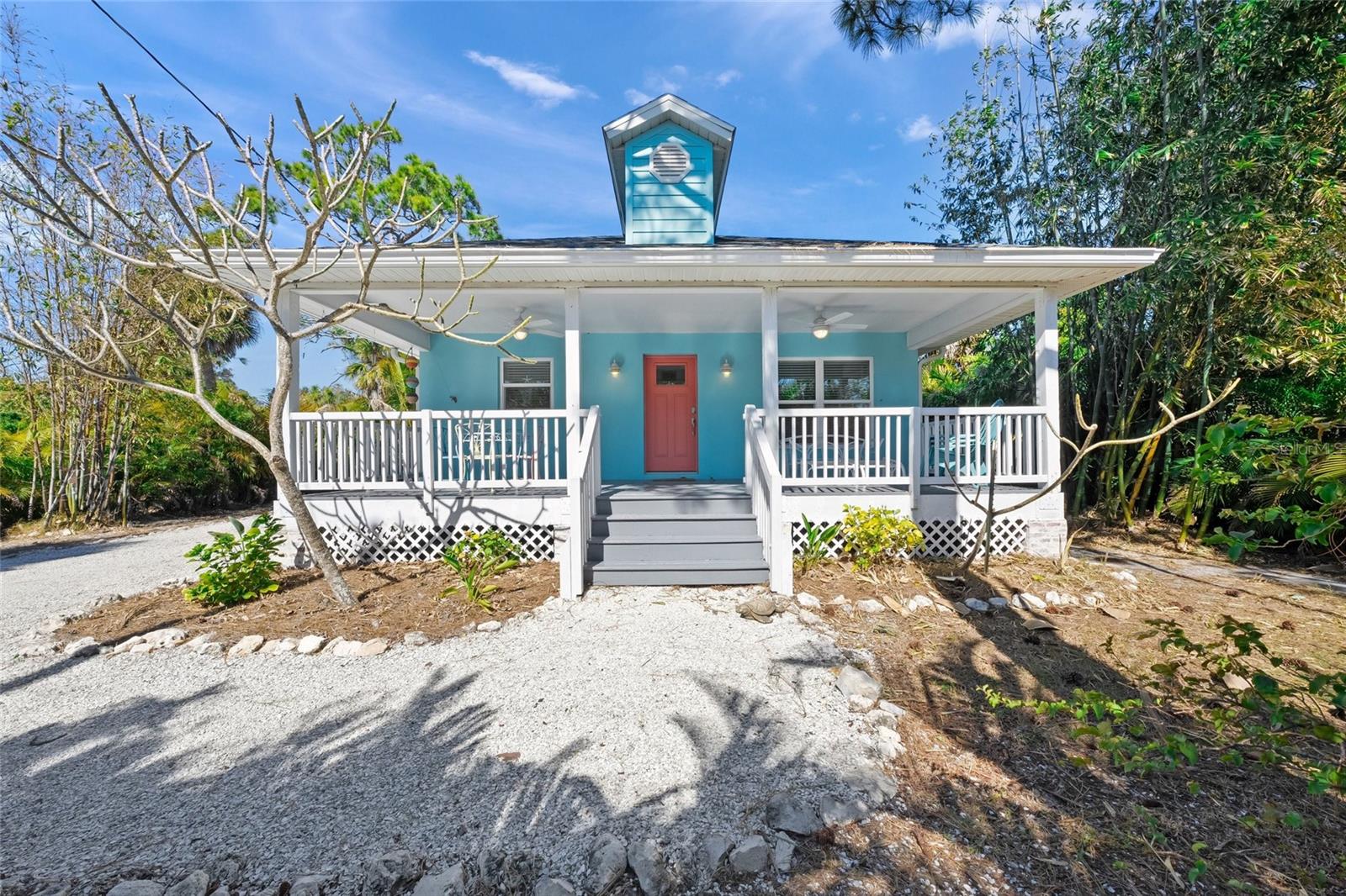 Single Family Residence in NOKOMIS, FL - Daniel Dourado