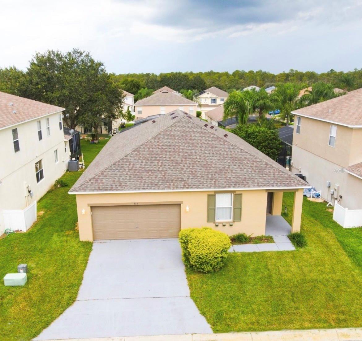 Single Family Residence in DAVENPORT, FL - Daniel Dourado