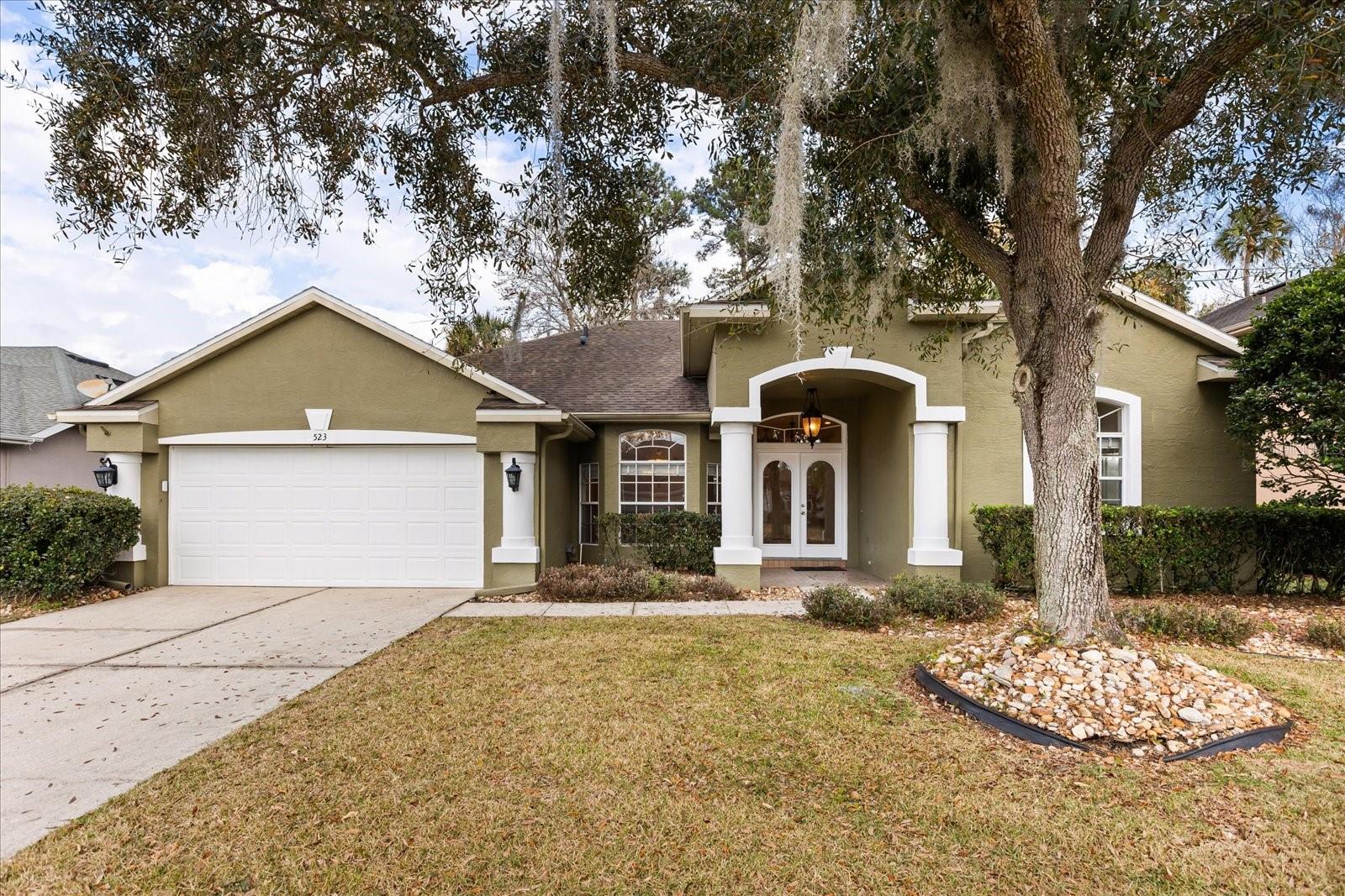 Single Family Residence em WINTER SPRINGS, FL - Daniel Dourado