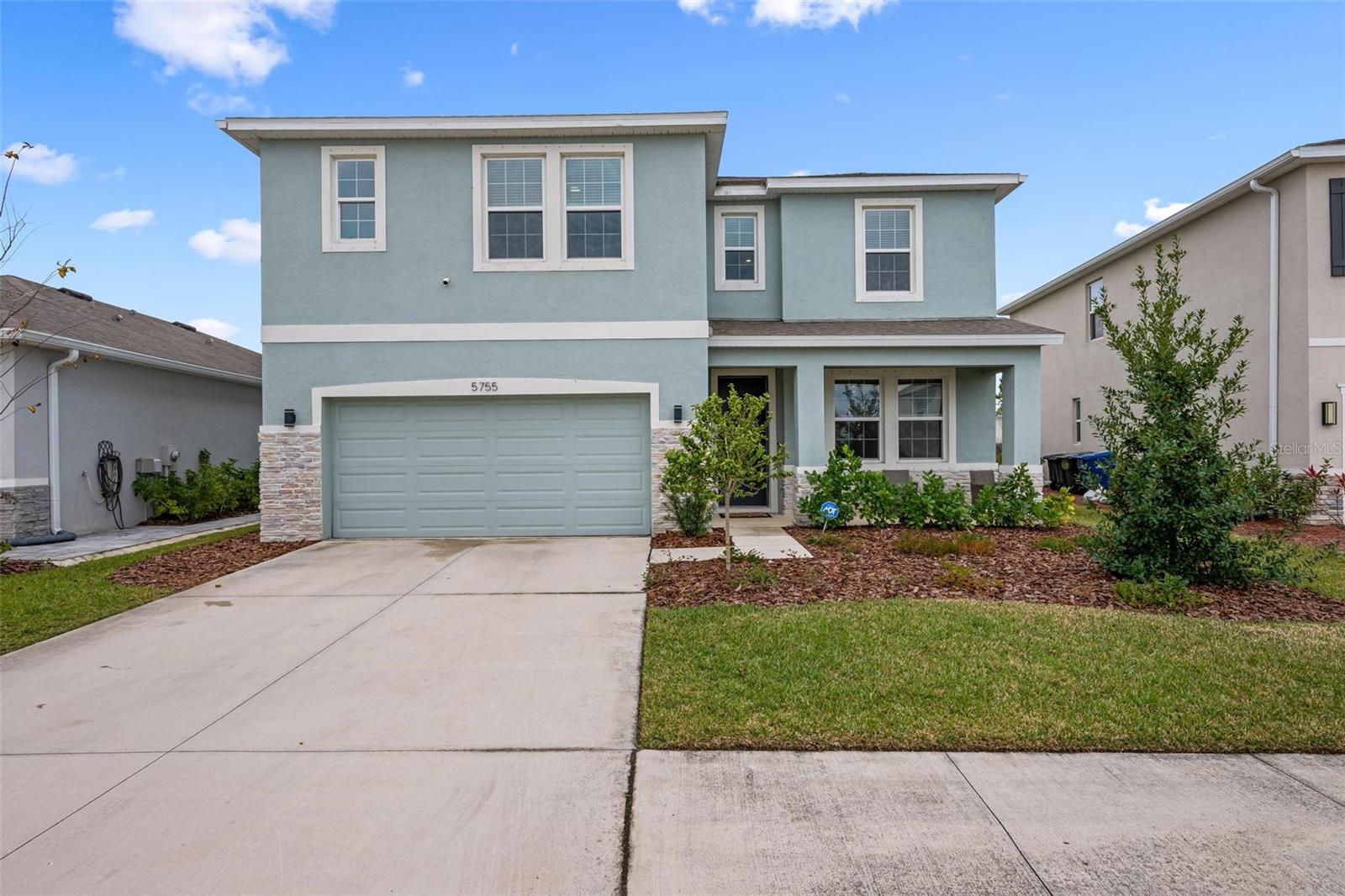 Single Family Residence in SARASOTA, FL - Daniel Dourado