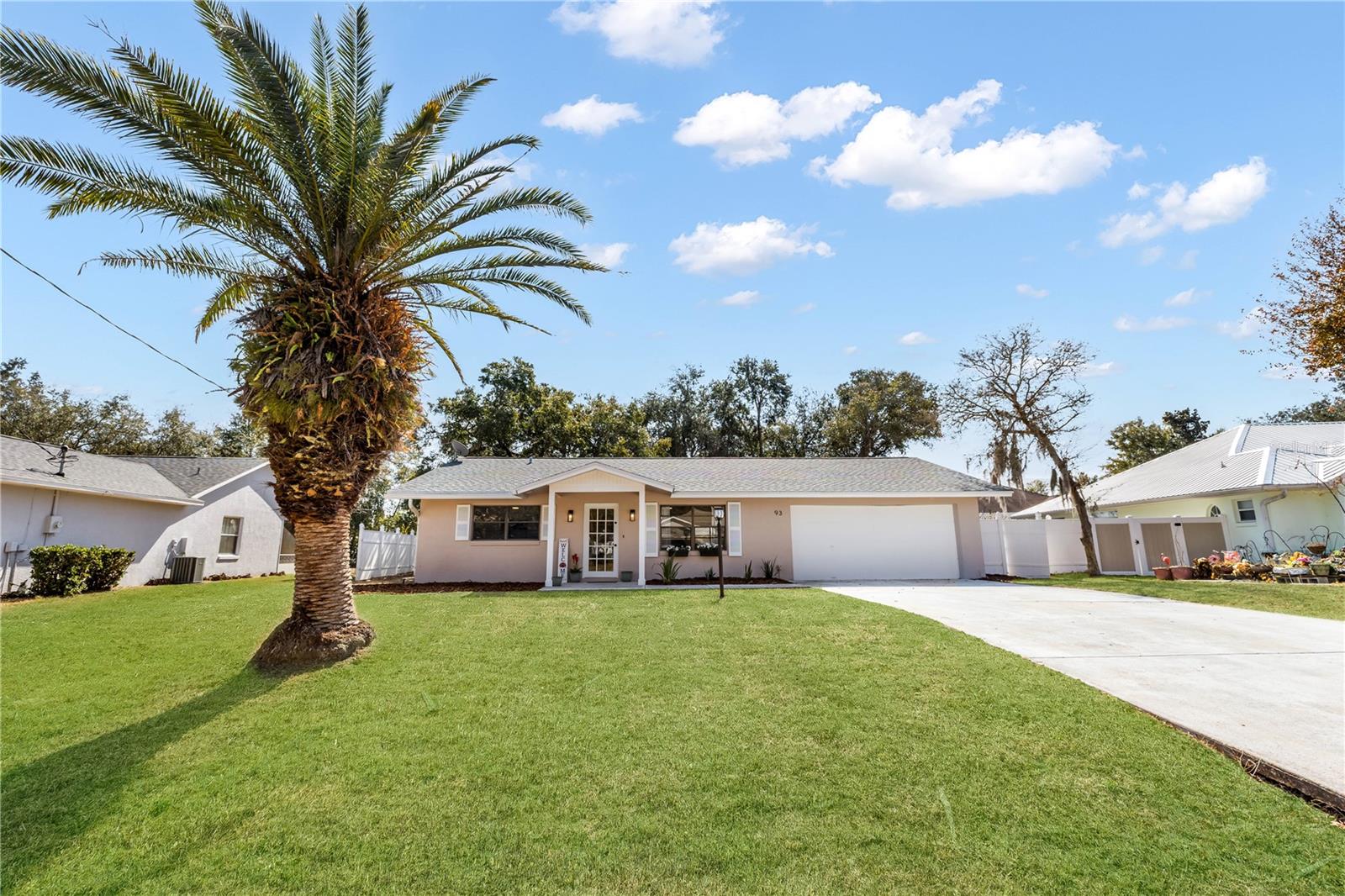 Single Family Residence em PALM COAST, FL - Daniel Dourado