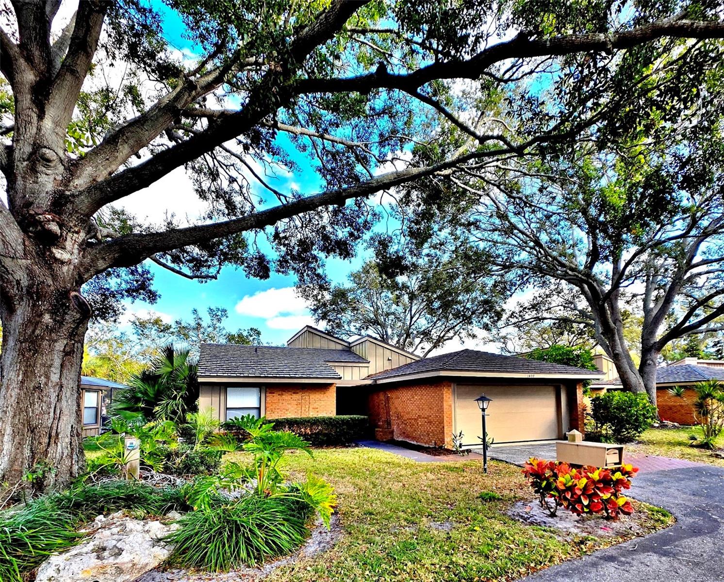 Single Family Residence em BRADENTON, FL - Daniel Dourado