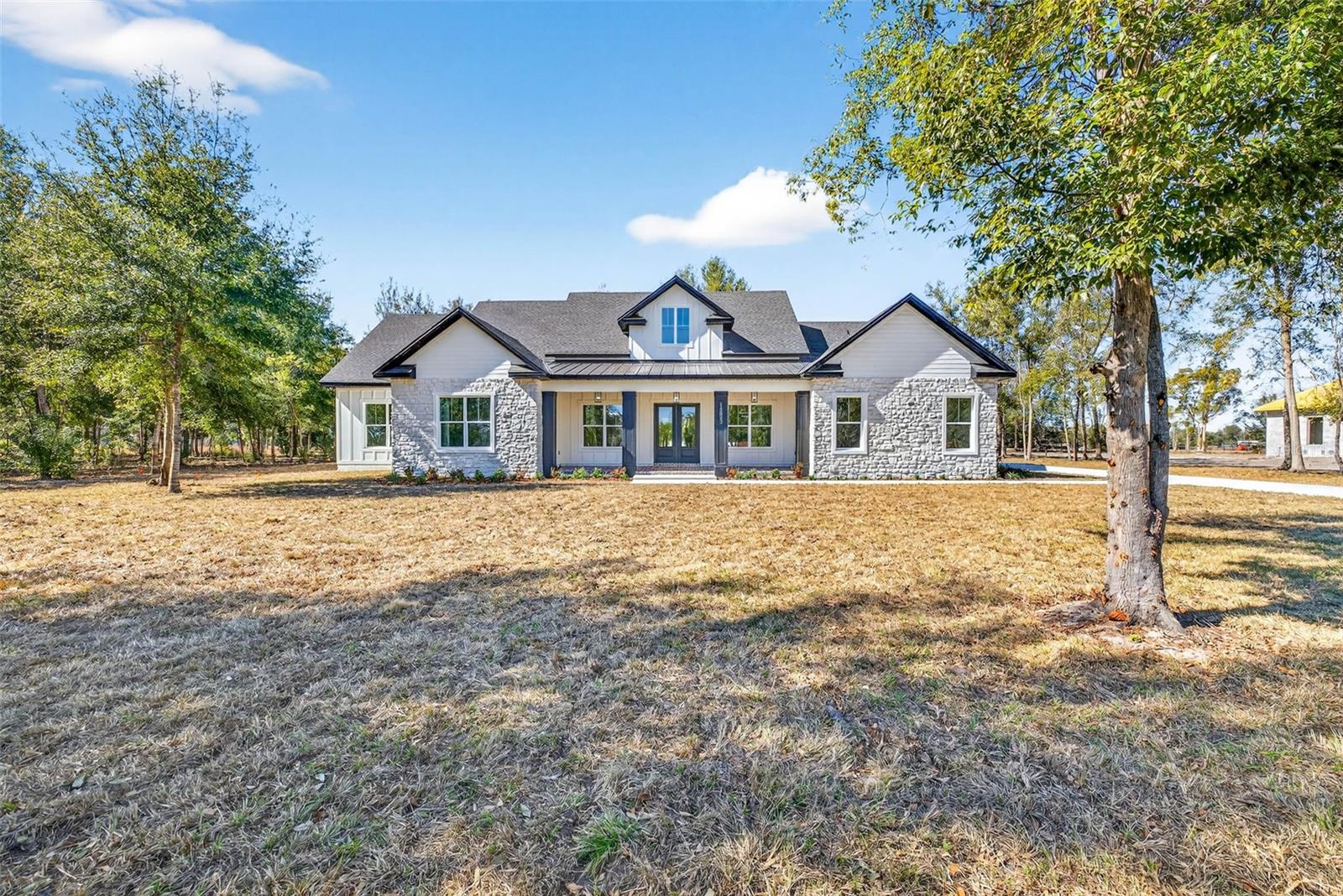 Single Family Residence in DADE CITY, FL - Daniel Dourado