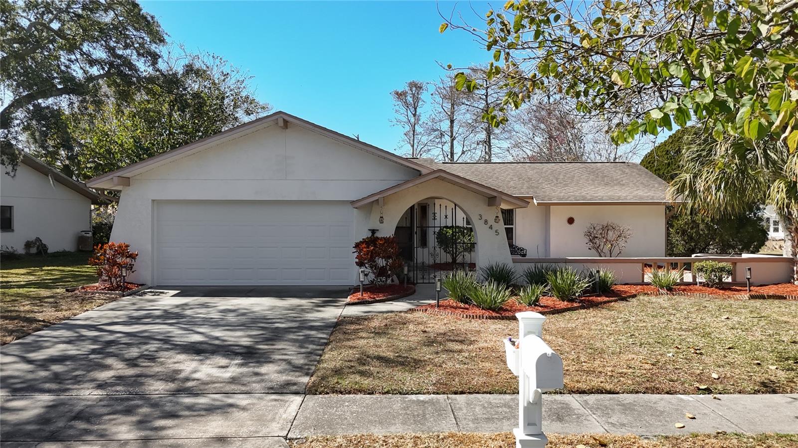 Single Family Residence em NEW PORT RICHEY, FL - Daniel Dourado