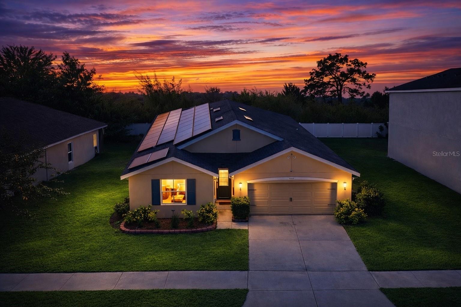 Single Family Residence in RIVERVIEW, FL - Daniel Dourado