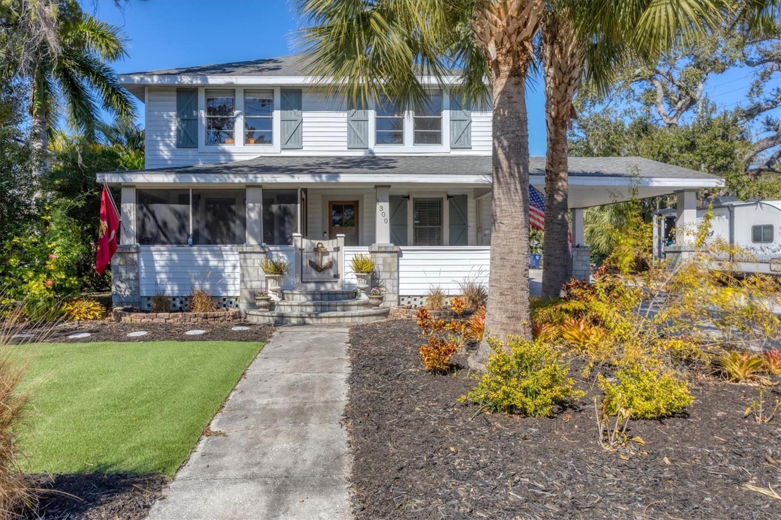 Single Family Residence in PALMETTO, FL - Daniel Dourado