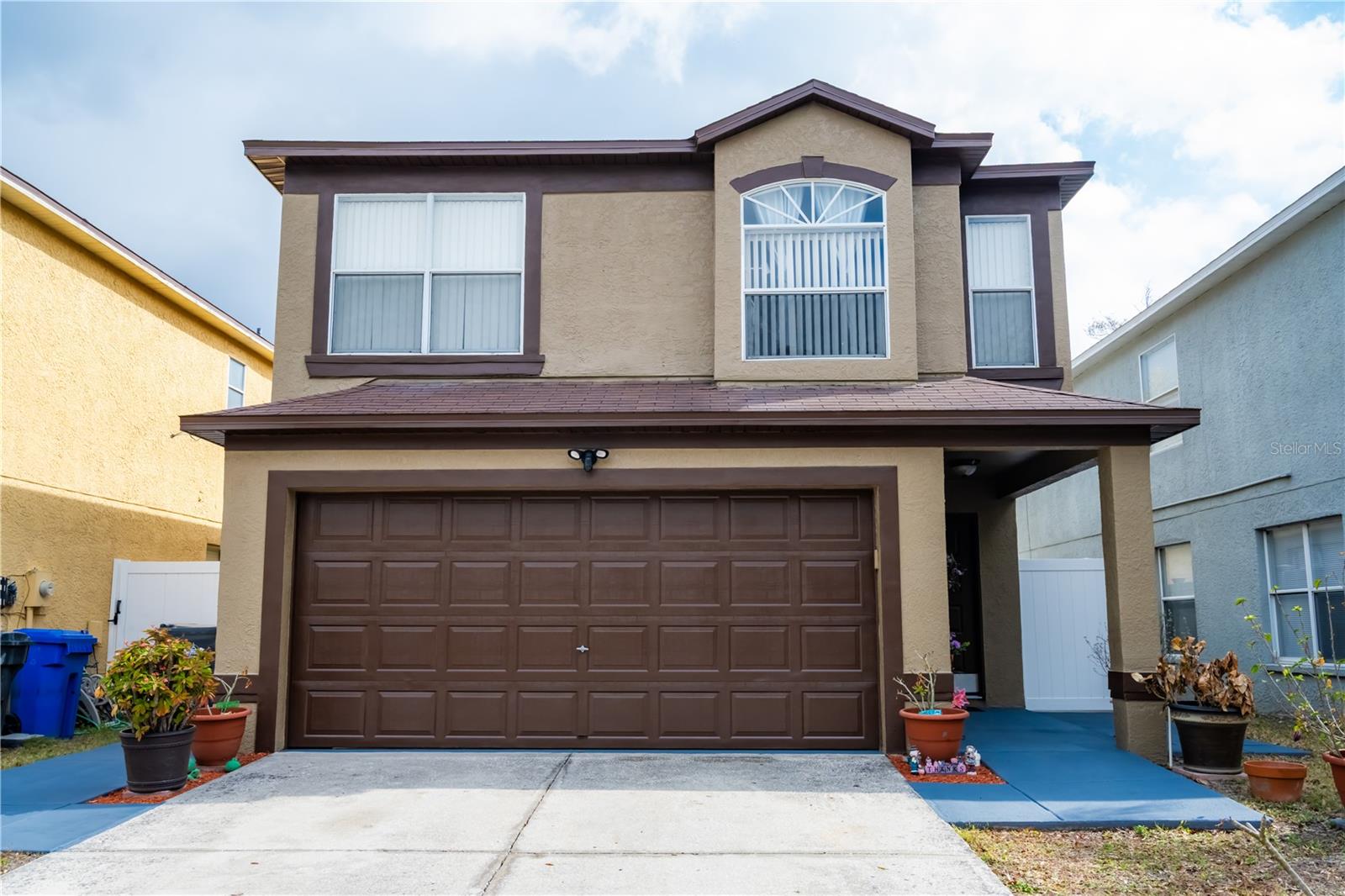 Single Family Residence in BRANDON, FL - Daniel Dourado