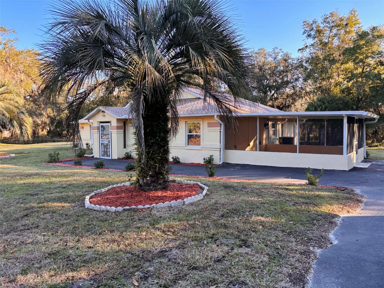 Single Family Residence em REDDICK, FL - Daniel Dourado