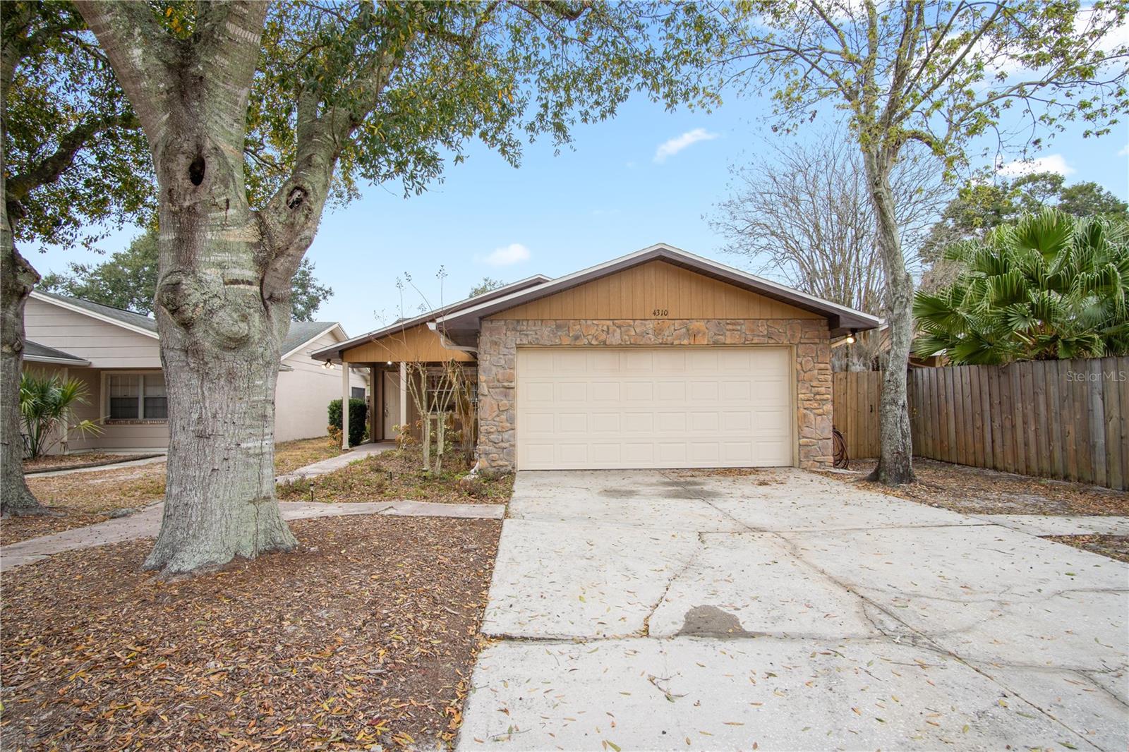 Single Family Residence em ORLANDO, FL - Daniel Dourado