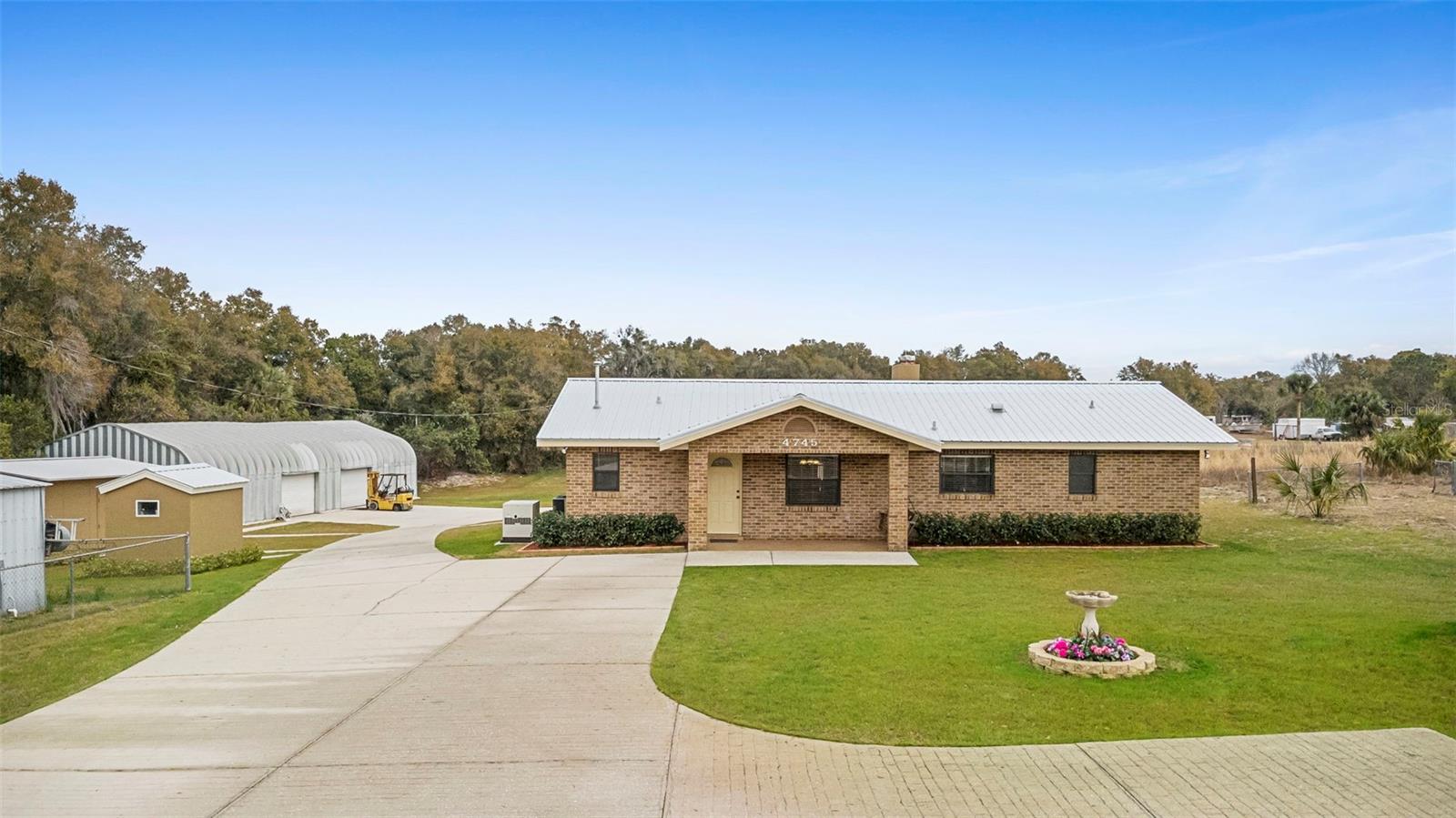 Single Family Residence em DE LEON SPRINGS, FL - Daniel Dourado