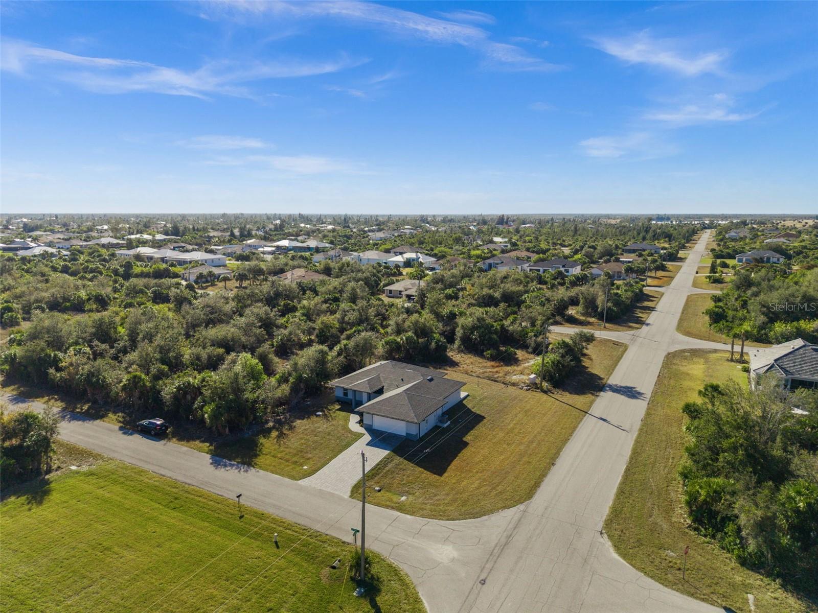 Single Family Residence in PORT CHARLOTTE, FL - Daniel Dourado