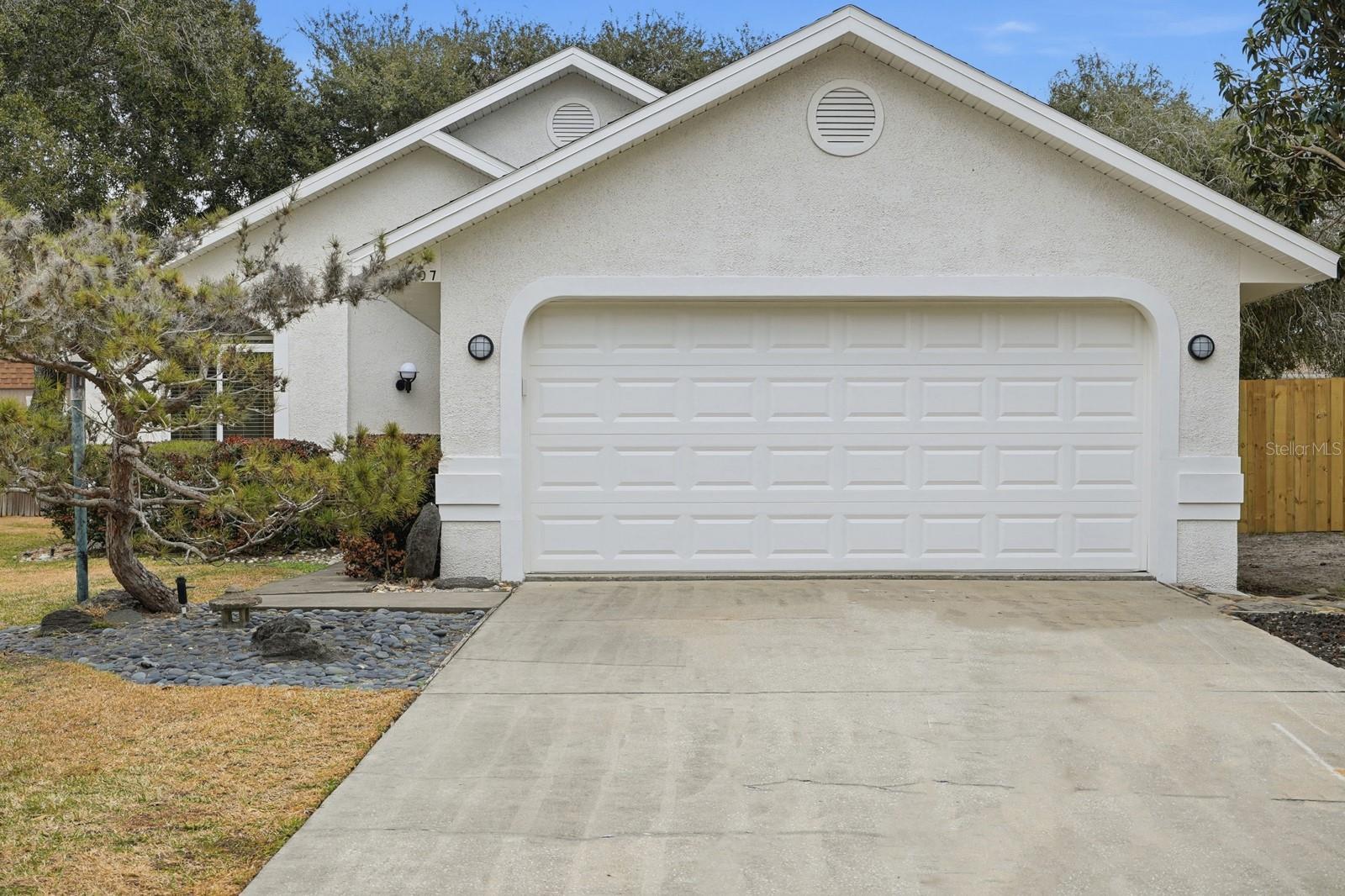 Single Family Residence em NEW SMYRNA BEACH, FL - Daniel Dourado