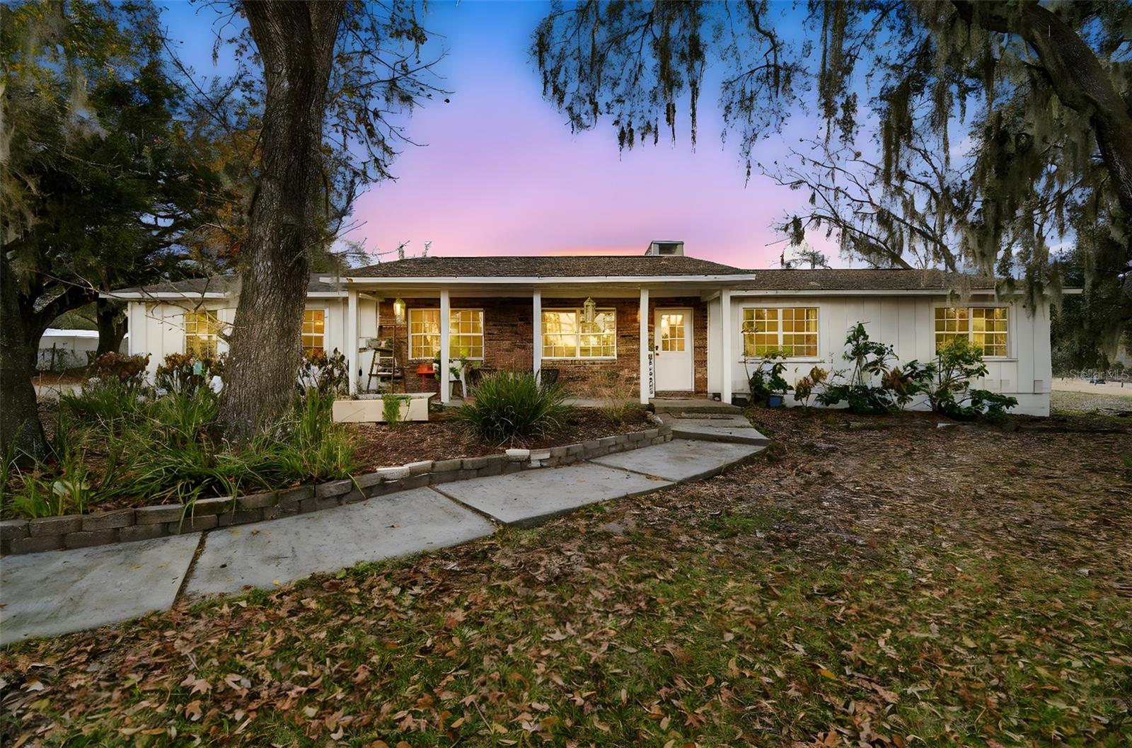 Single Family Residence em PLANT CITY, FL - Daniel Dourado