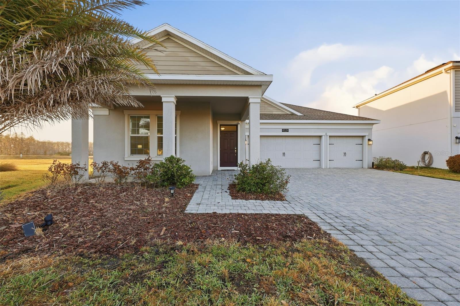 Single Family Residence in KISSIMMEE, FL - Daniel Dourado