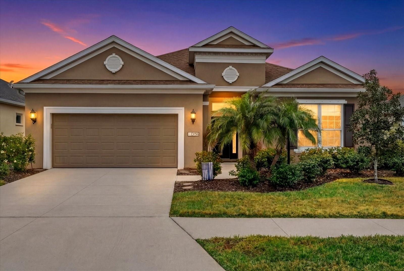 Single Family Residence in LAKEWOOD RANCH, FL - Daniel Dourado