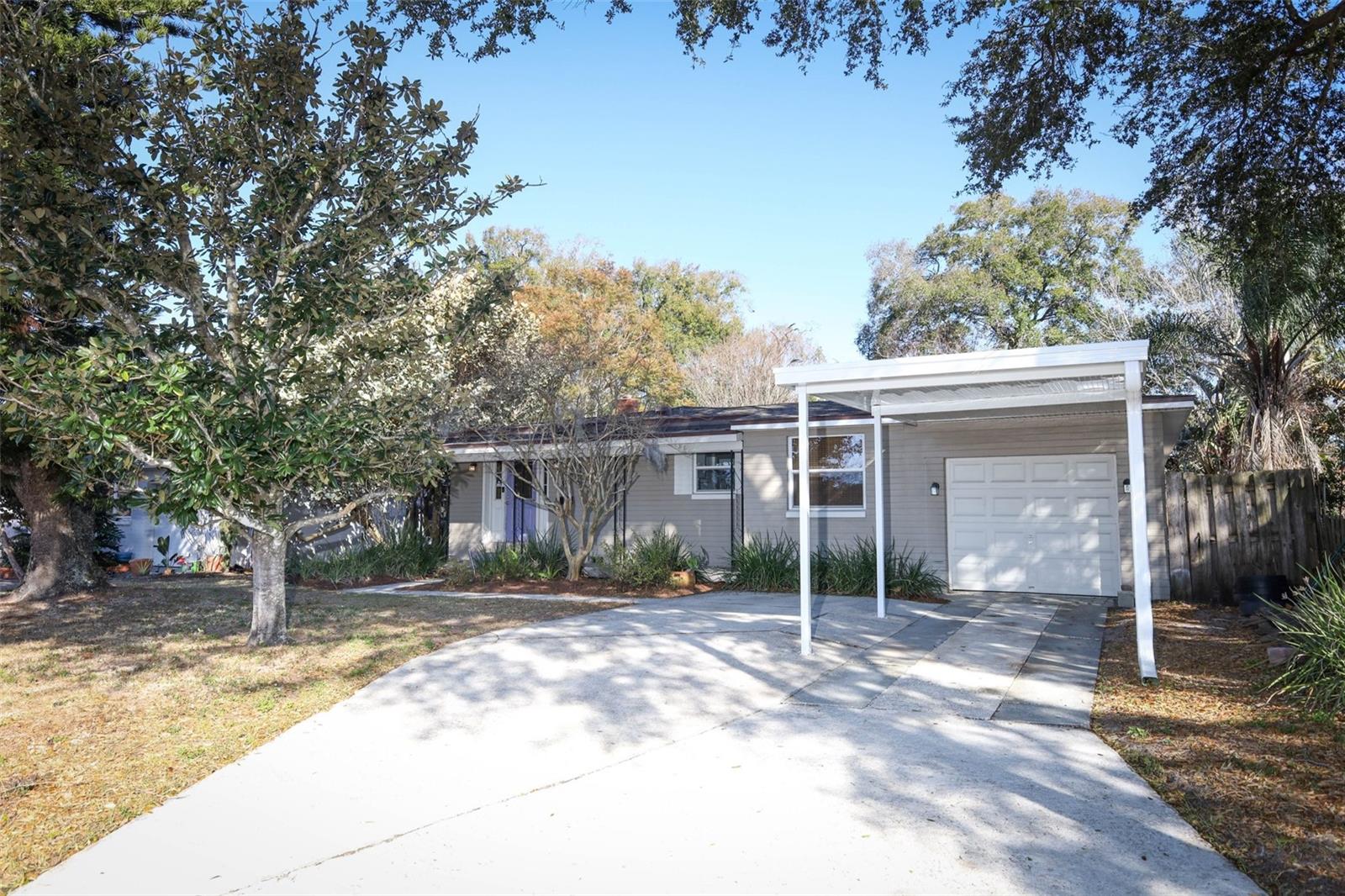 Single Family Residence em ORLANDO, FL - Daniel Dourado