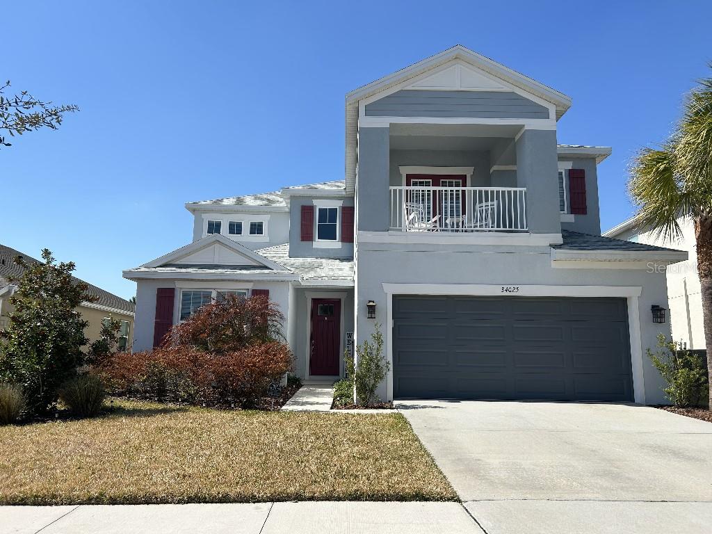 Single Family Residence in WESLEY CHAPEL, FL - Daniel Dourado