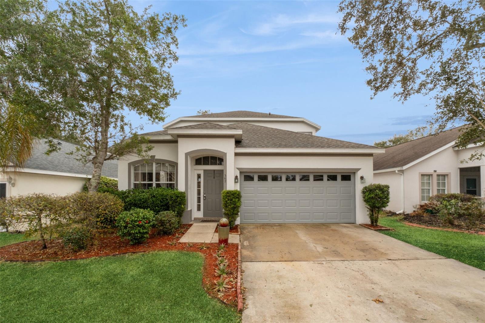 Single Family Residence in DEBARY, FL - Daniel Dourado