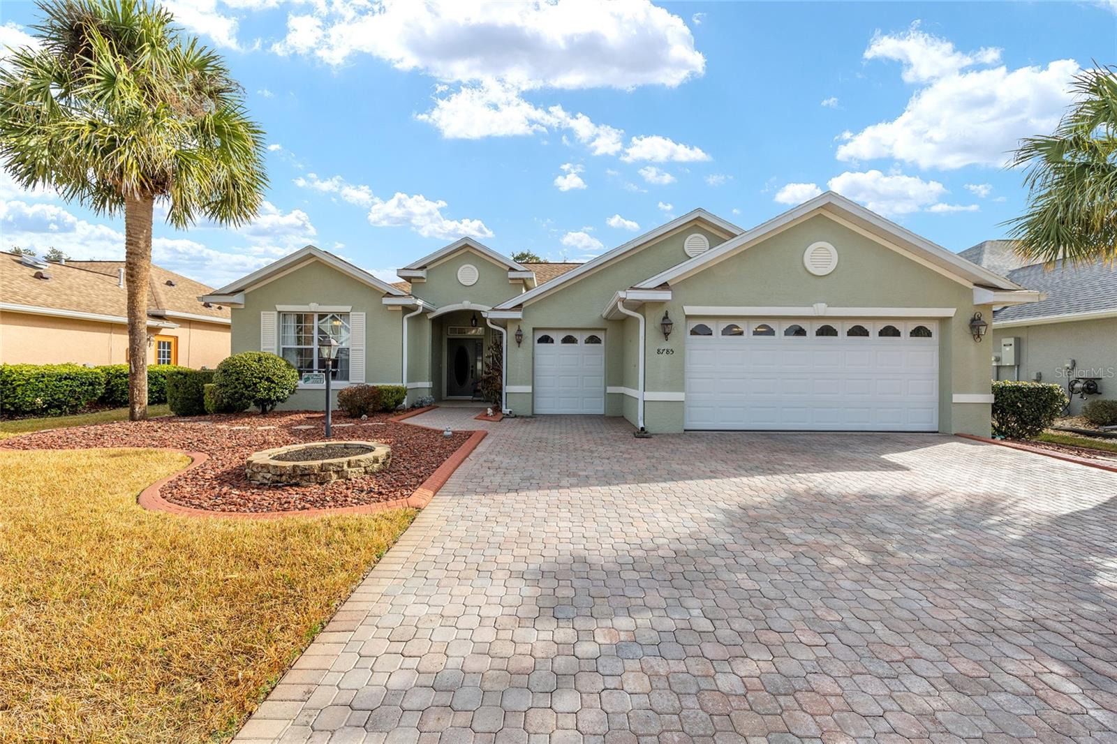 Single Family Residence in OCALA, FL - Daniel Dourado