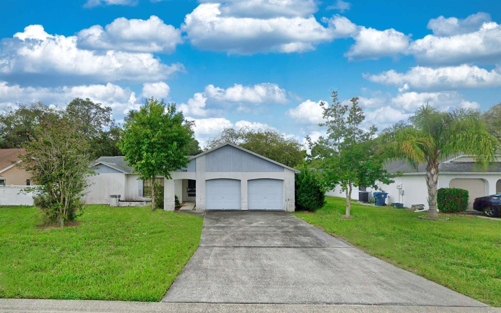 Single Family Residence em SPRING HILL, FL - Daniel Dourado