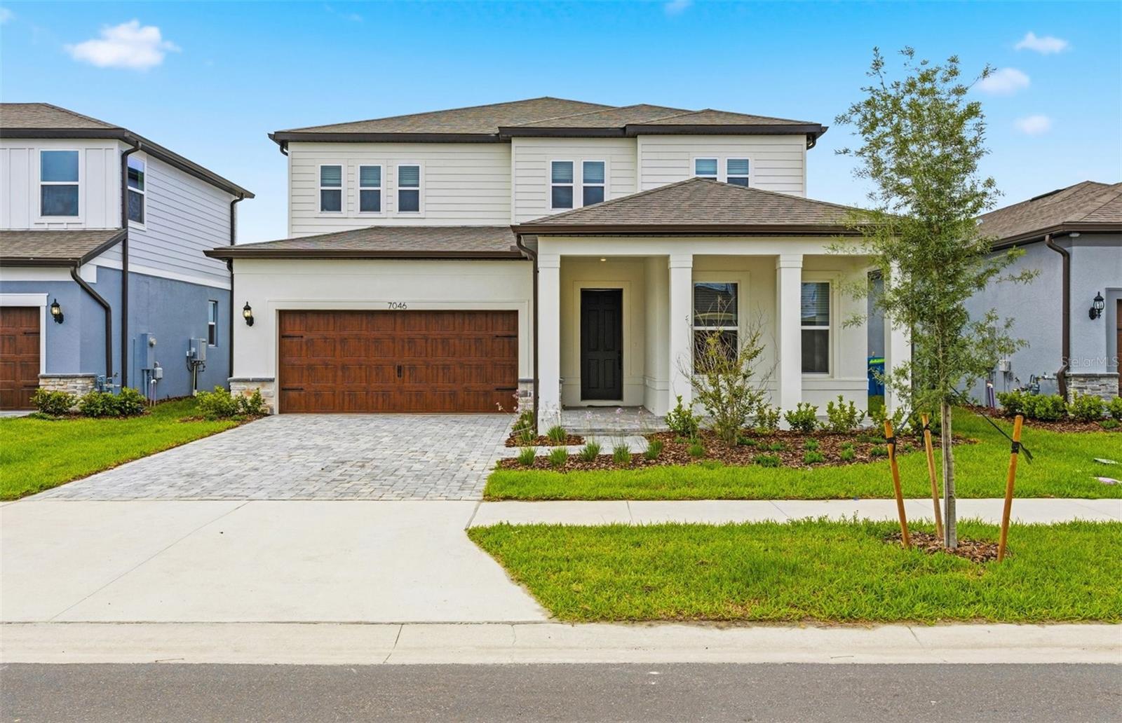 Single Family Residence in WESLEY CHAPEL, FL - Daniel Dourado