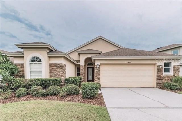 Single Family Residence in WESLEY CHAPEL, FL - Daniel Dourado