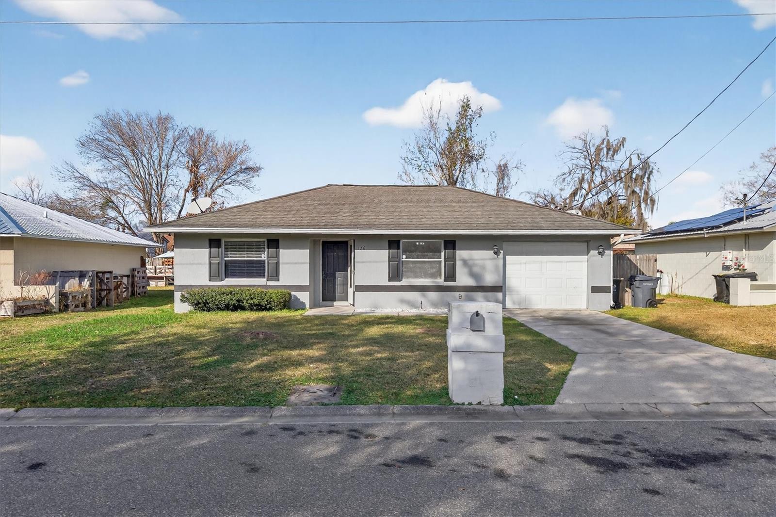 Single Family Residence em WINTER HAVEN, FL - Daniel Dourado