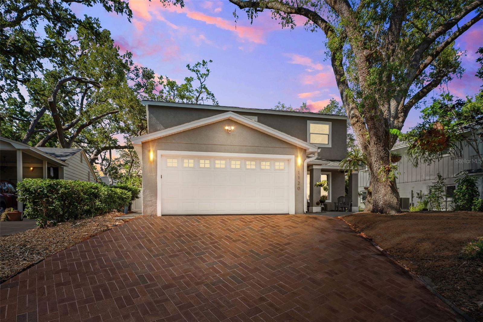 Single Family Residence em ST PETERSBURG, FL - Daniel Dourado