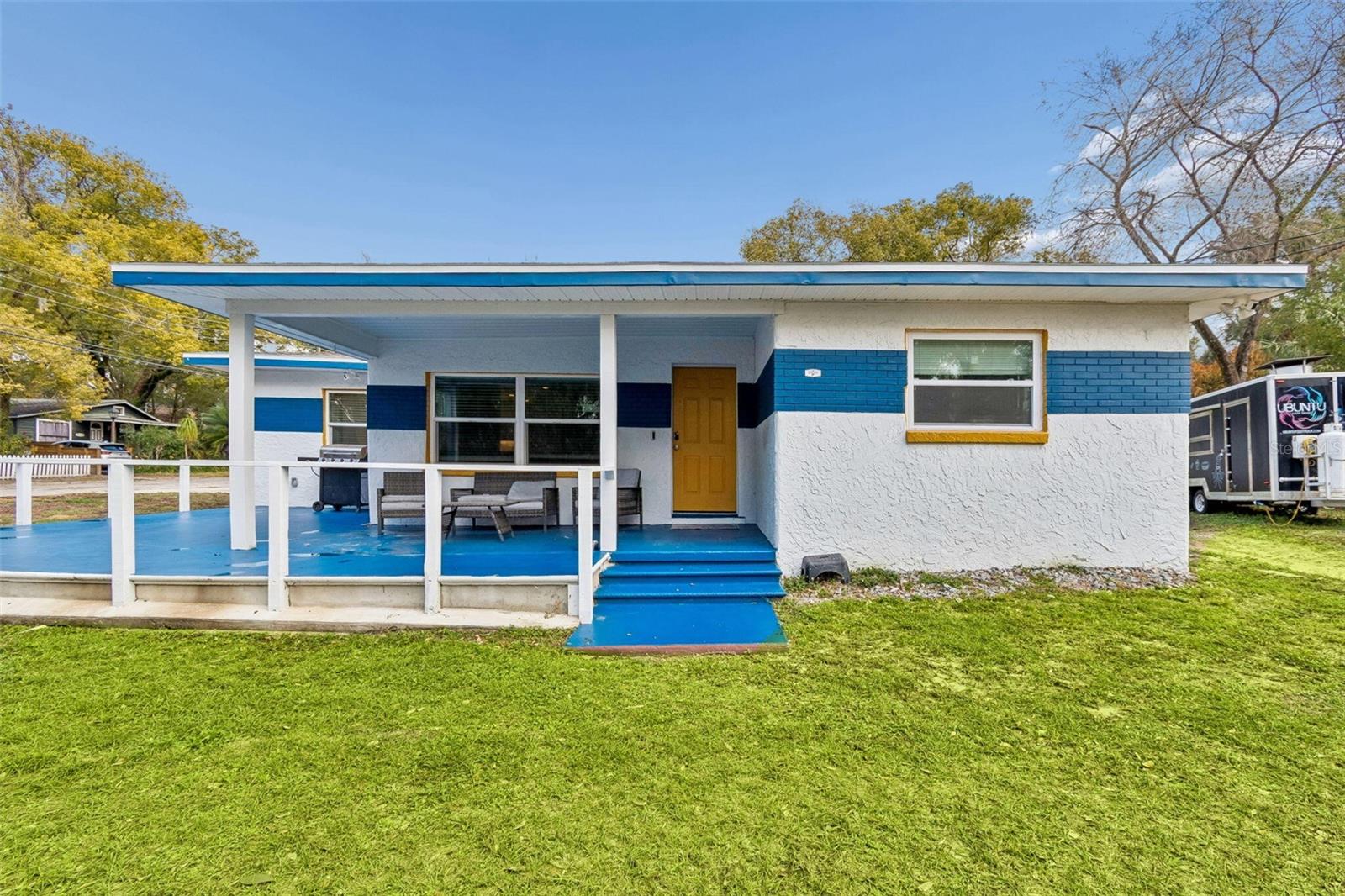 Single Family Residence in TAMPA, FL - Daniel Dourado