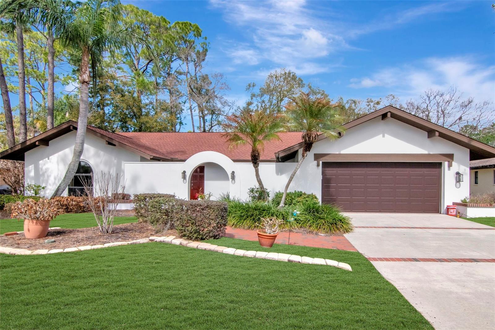Single Family Residence in PALM HARBOR, FL - Daniel Dourado