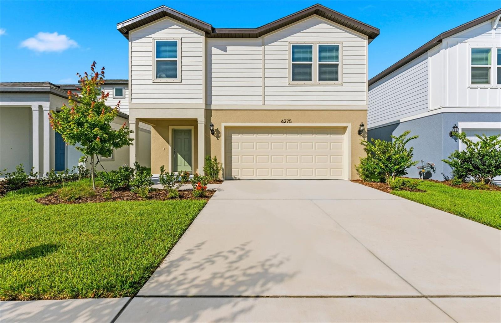 Single Family Residence in APOLLO BEACH, FL - Daniel Dourado