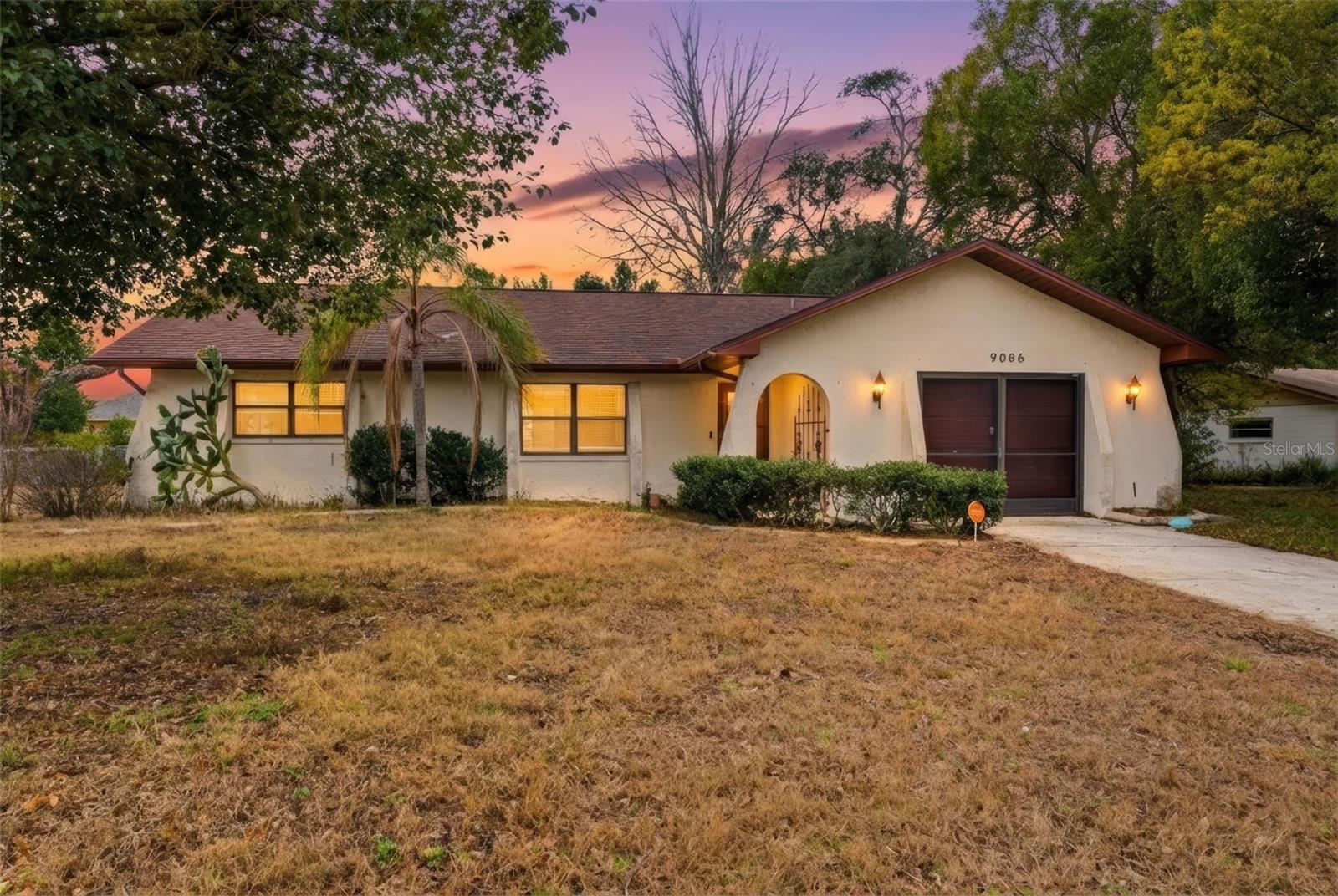 Single Family Residence em SPRING HILL, FL - Daniel Dourado