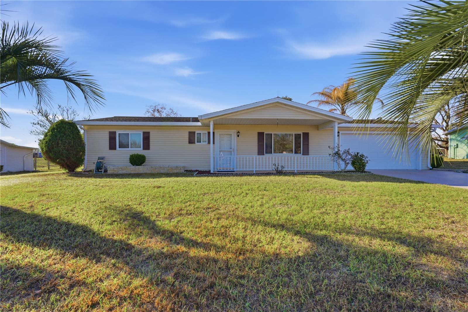 Single Family Residence in OCALA, FL - Daniel Dourado