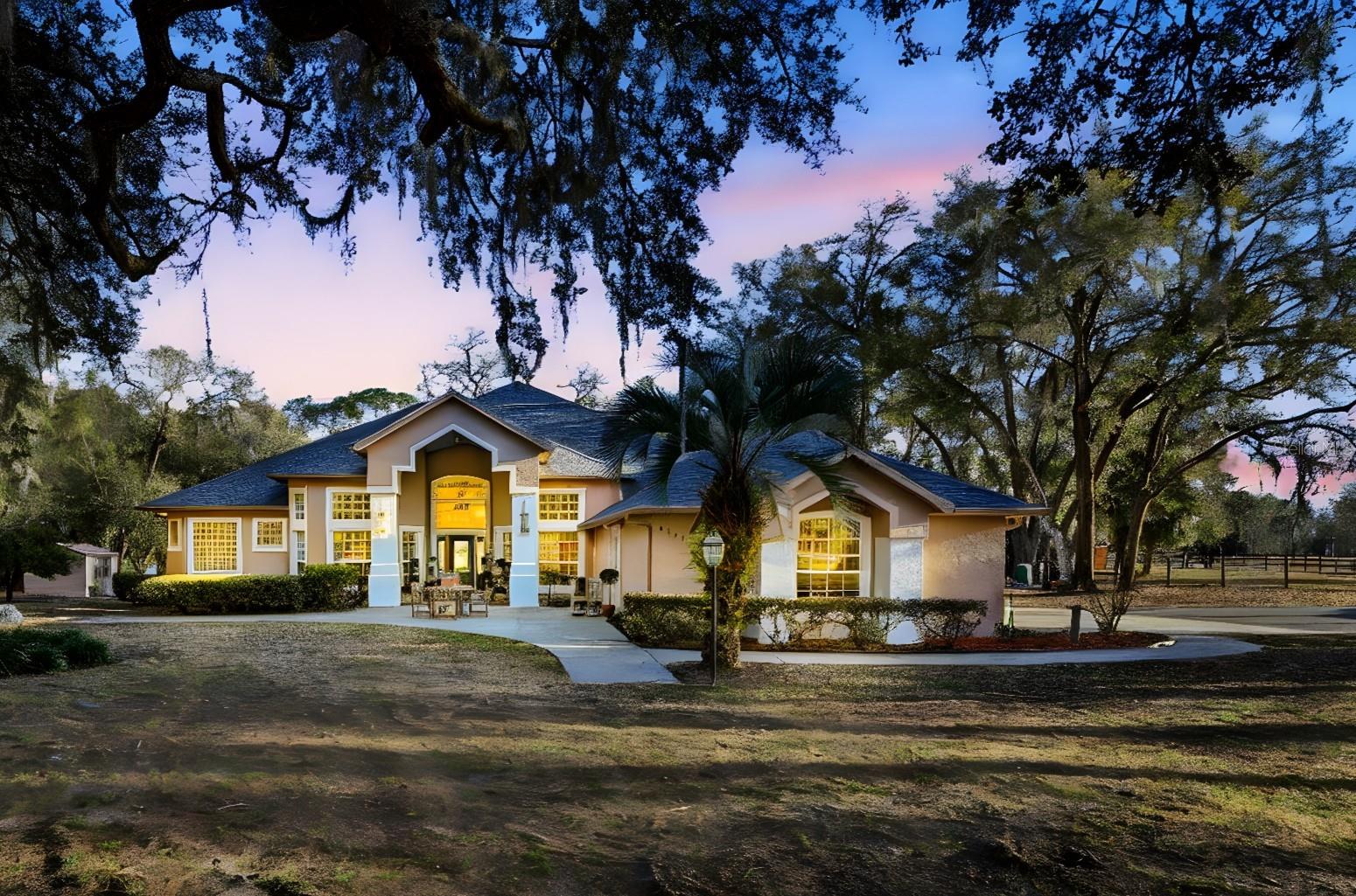 Single Family Residence in DE LEON SPRINGS, FL - Daniel Dourado