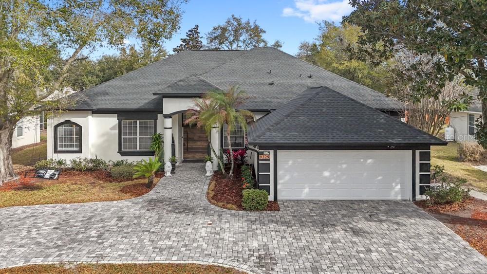 Single Family Residence in ORLANDO, FL - Daniel Dourado