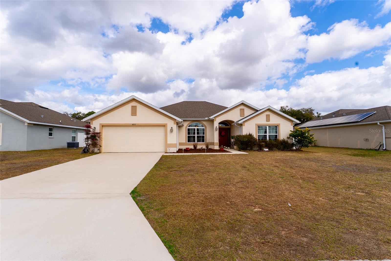 Single Family Residence in BELLEVIEW, FL - Daniel Dourado
