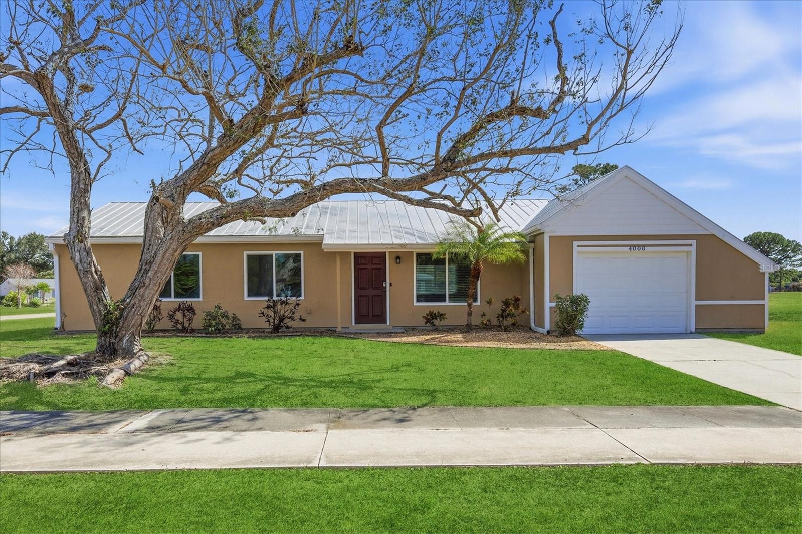 Single Family Residence em NORTH PORT, FL - Daniel Dourado