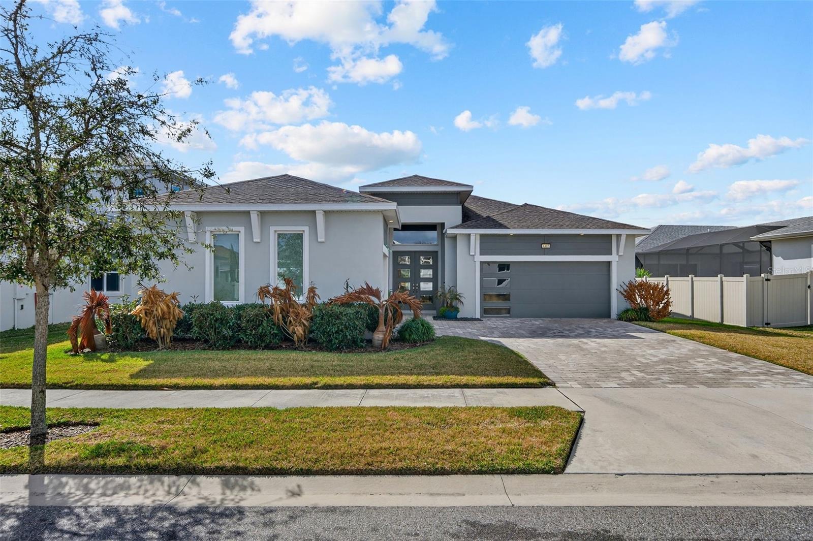 Single Family Residence in WESLEY CHAPEL, FL - Daniel Dourado