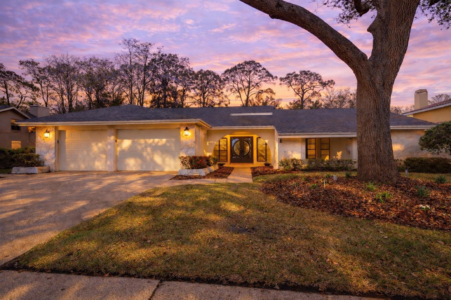 Single Family Residence em CLEARWATER, FL - Daniel Dourado