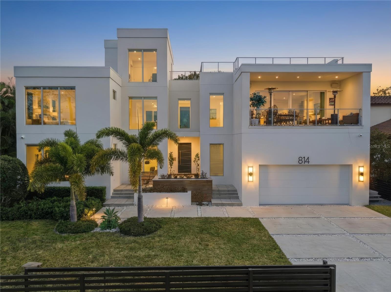 Single Family Residence in TAMPA, FL - Daniel Dourado