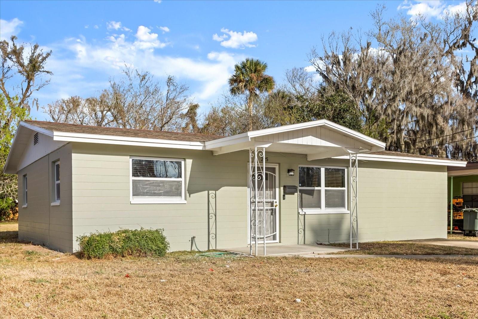 Single Family Residence em DAYTONA BEACH, FL - Daniel Dourado