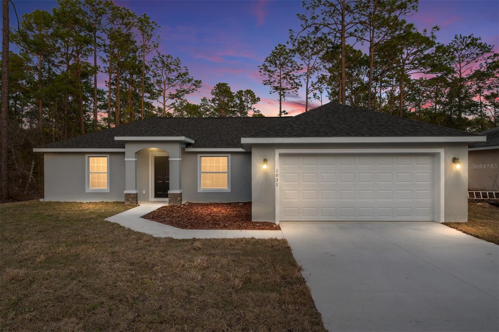 Single Family Residence in DUNNELLON, FL - Daniel Dourado