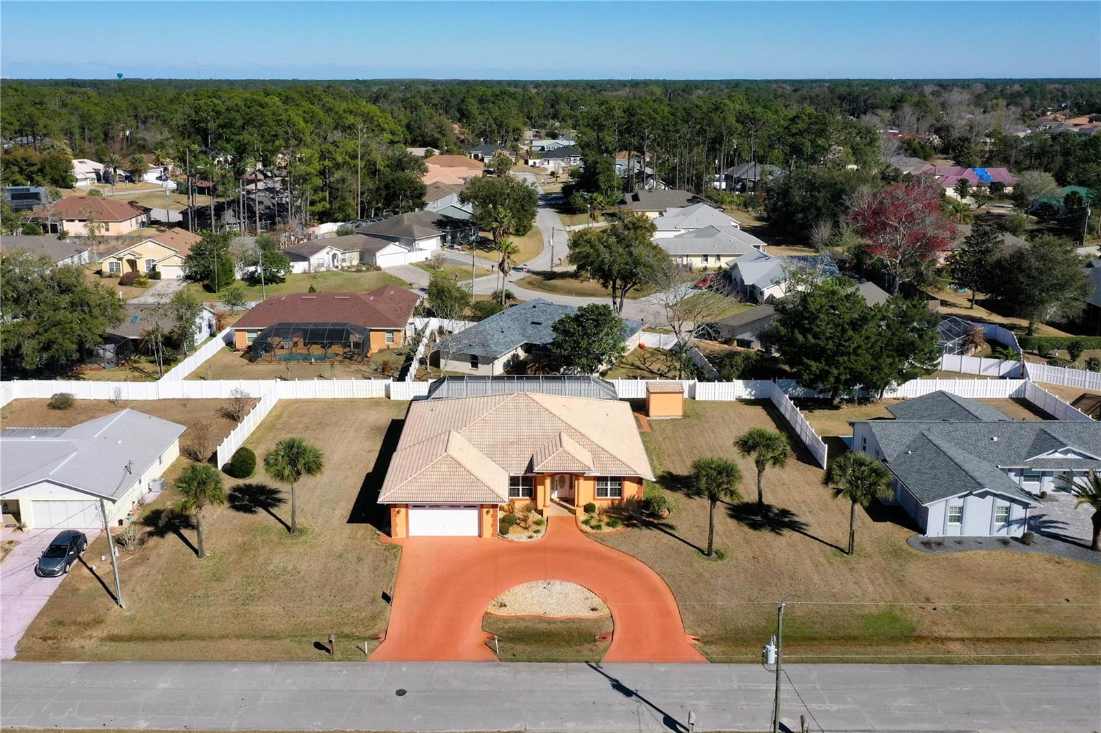 Single Family Residence in PALM COAST, FL - Daniel Dourado