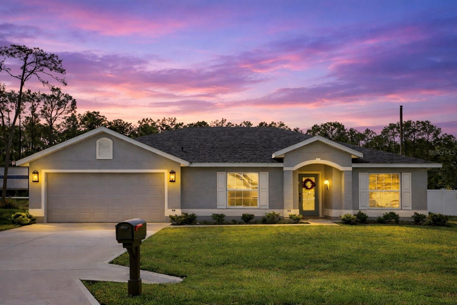 Single Family Residence in PALM COAST, FL - Daniel Dourado
