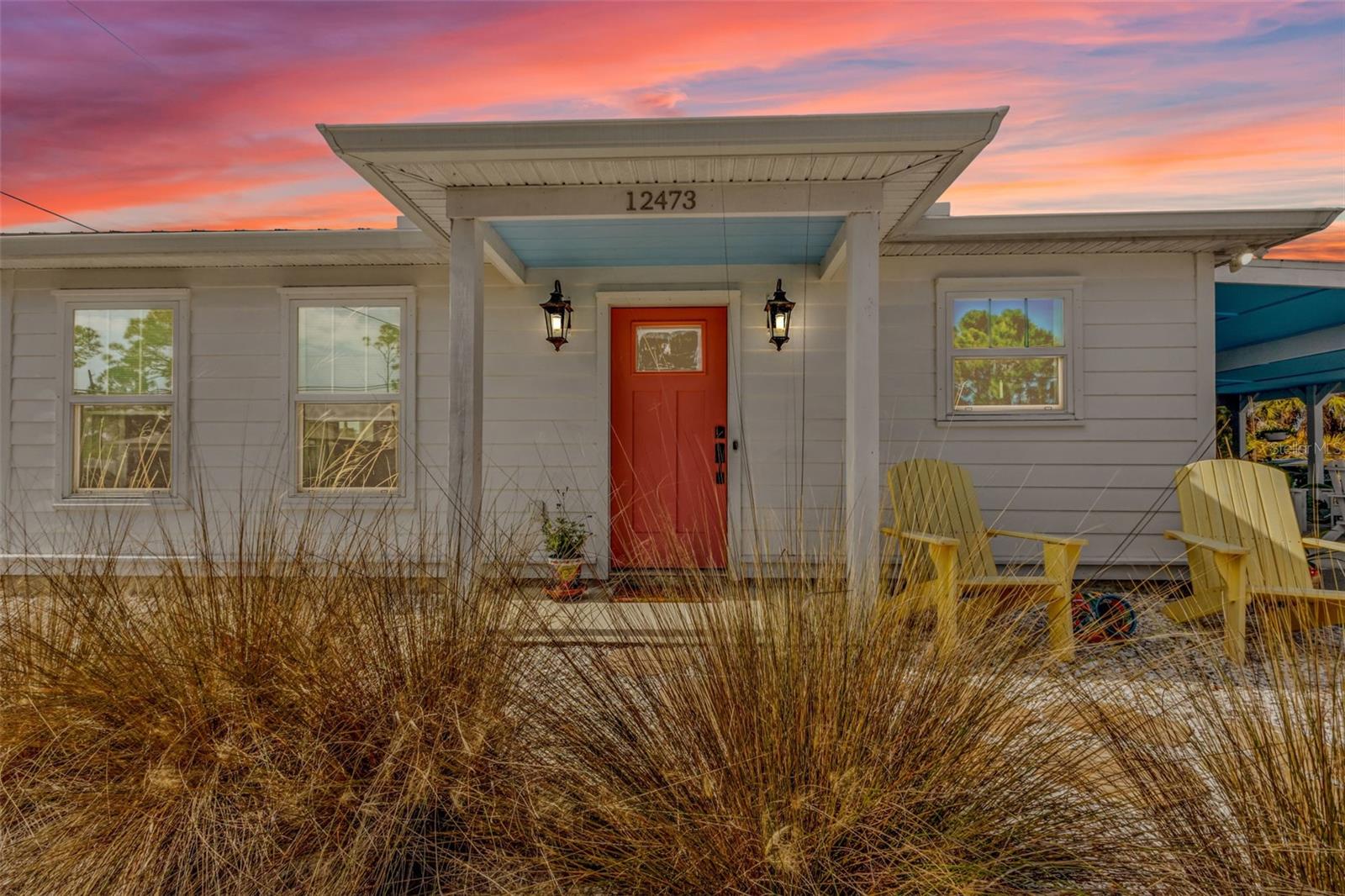 Single Family Residence in PORT CHARLOTTE, FL - Daniel Dourado