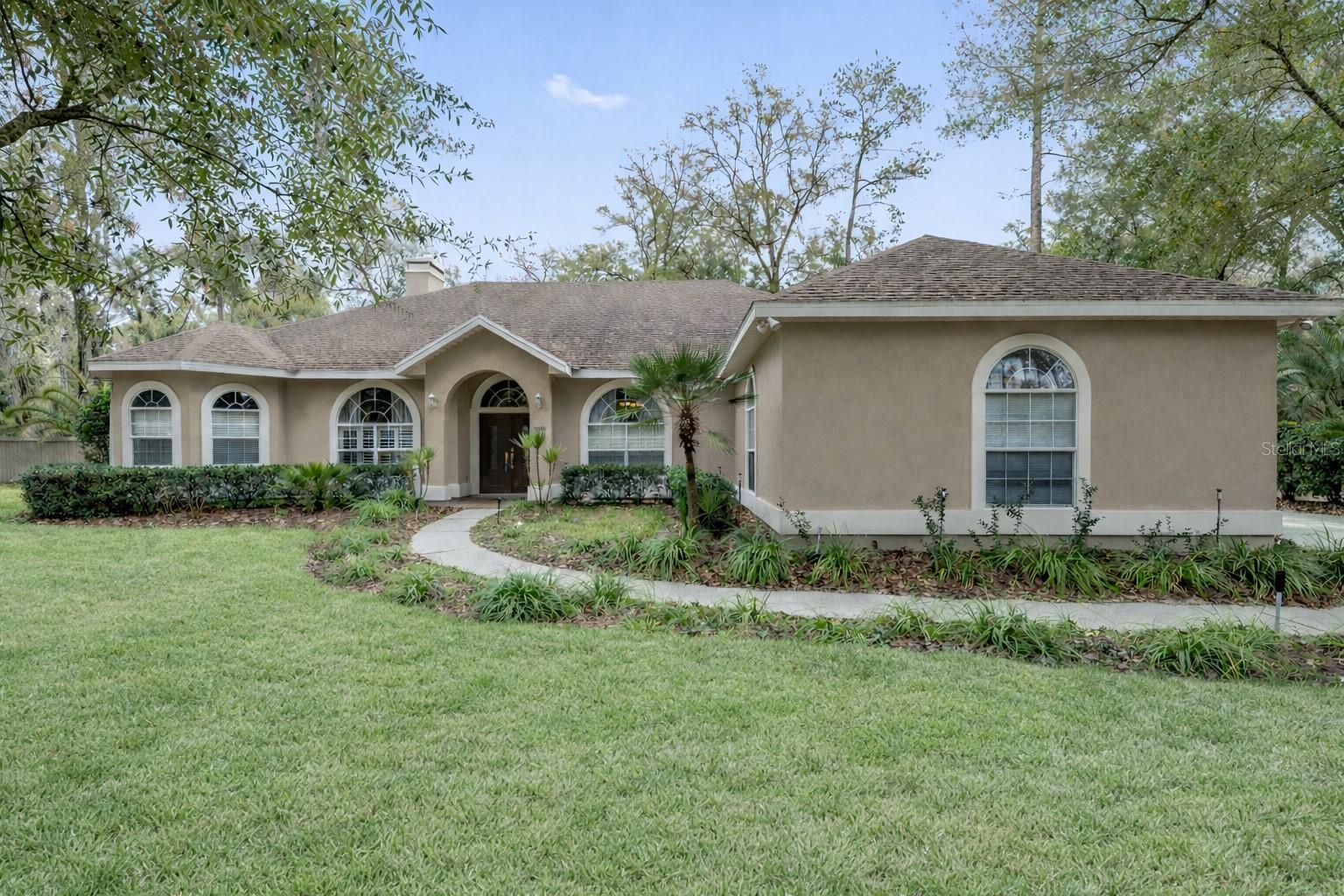 Single Family Residence in GAINESVILLE, FL - Daniel Dourado